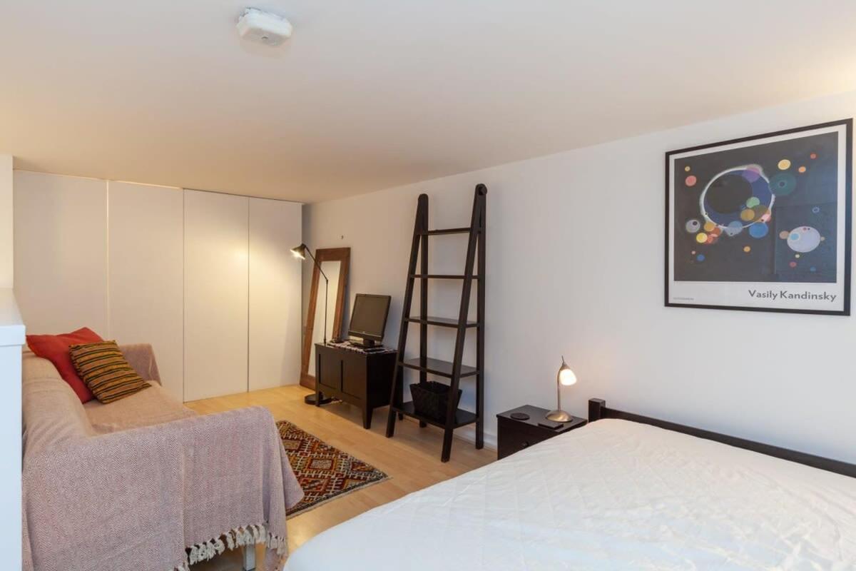 Charming 1 Bedroom Apartment In Old School House لندن المظهر الخارجي الصورة