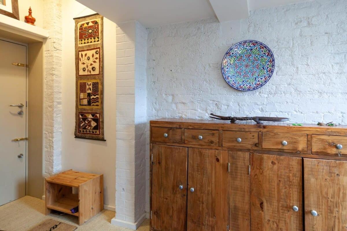 Charming 1 Bedroom Apartment In Old School House لندن المظهر الخارجي الصورة